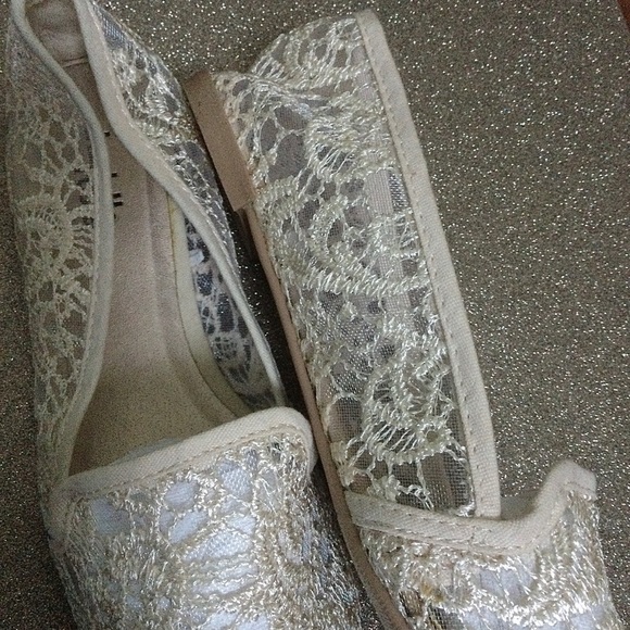 Charlotte Russe - Flats - Picture 2 of 3